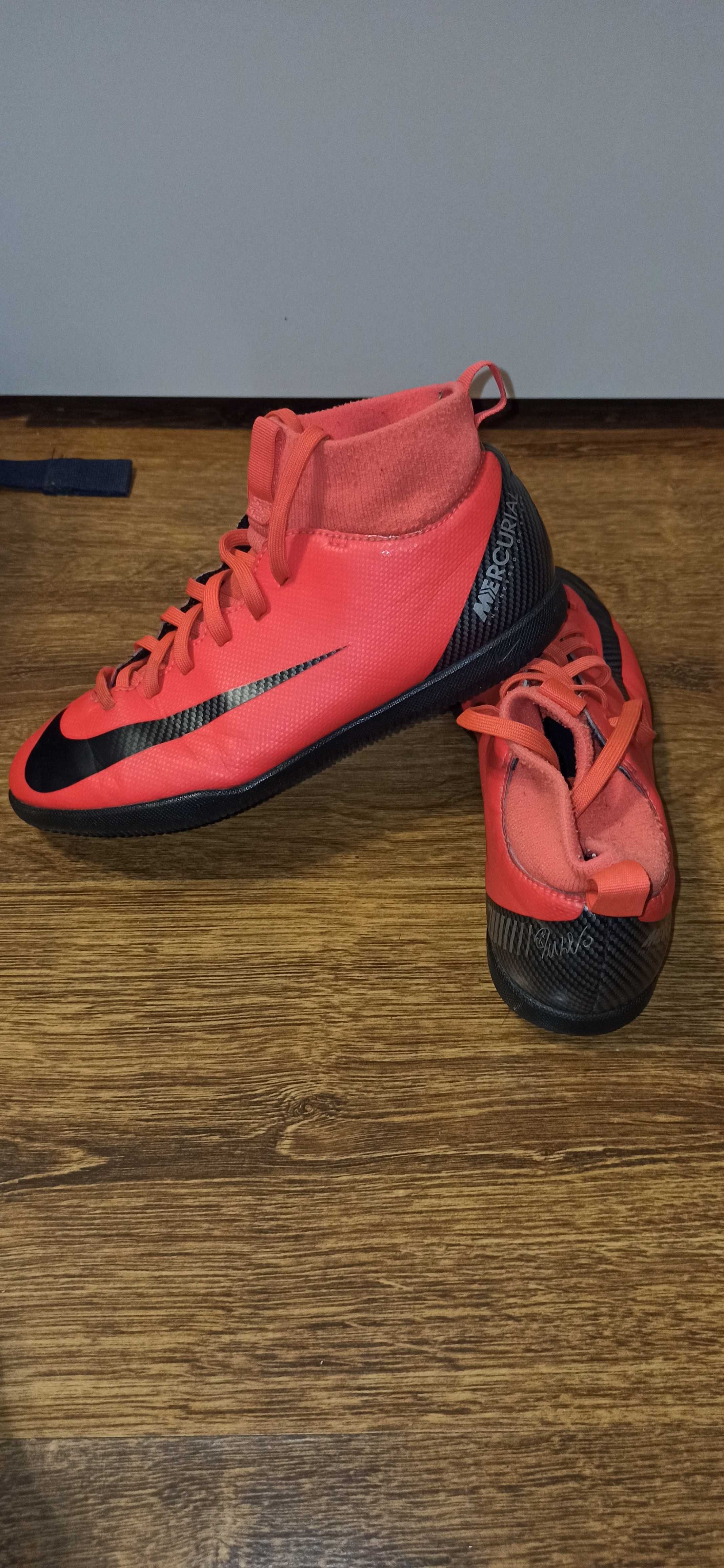 Футзалки Nike MercurialX SUPERFLY 6 Club CR7 дитячі