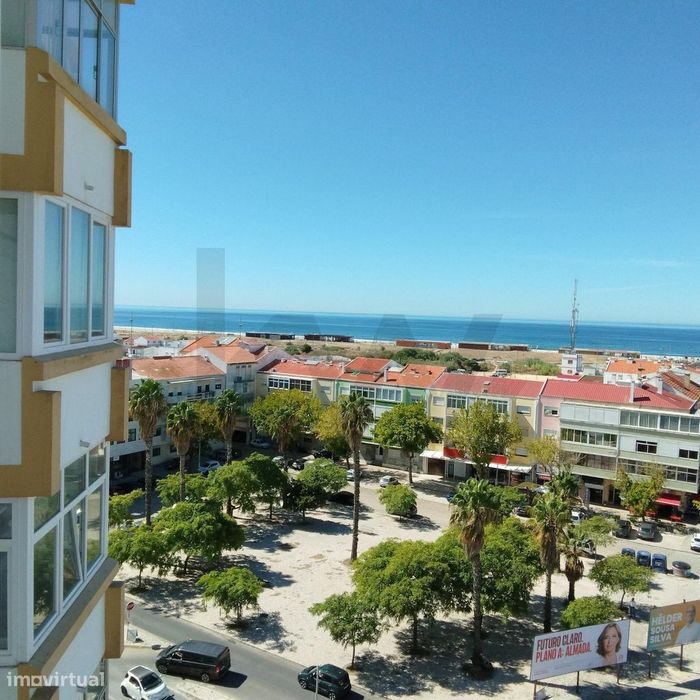 ️ Apartamento T2 com VISTA MAR - Totalmente renovado