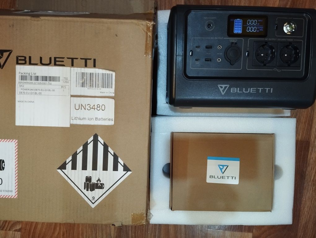 1000w Портативна зарядна станція BLUETTI PowerOak EB70