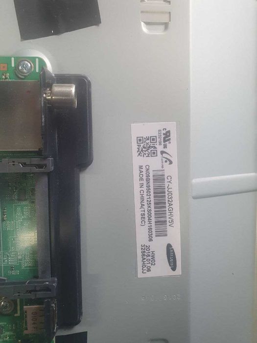 Телевізор Samsung UE32J4500AKXRU БИТА МАТРИЦЯ 32"