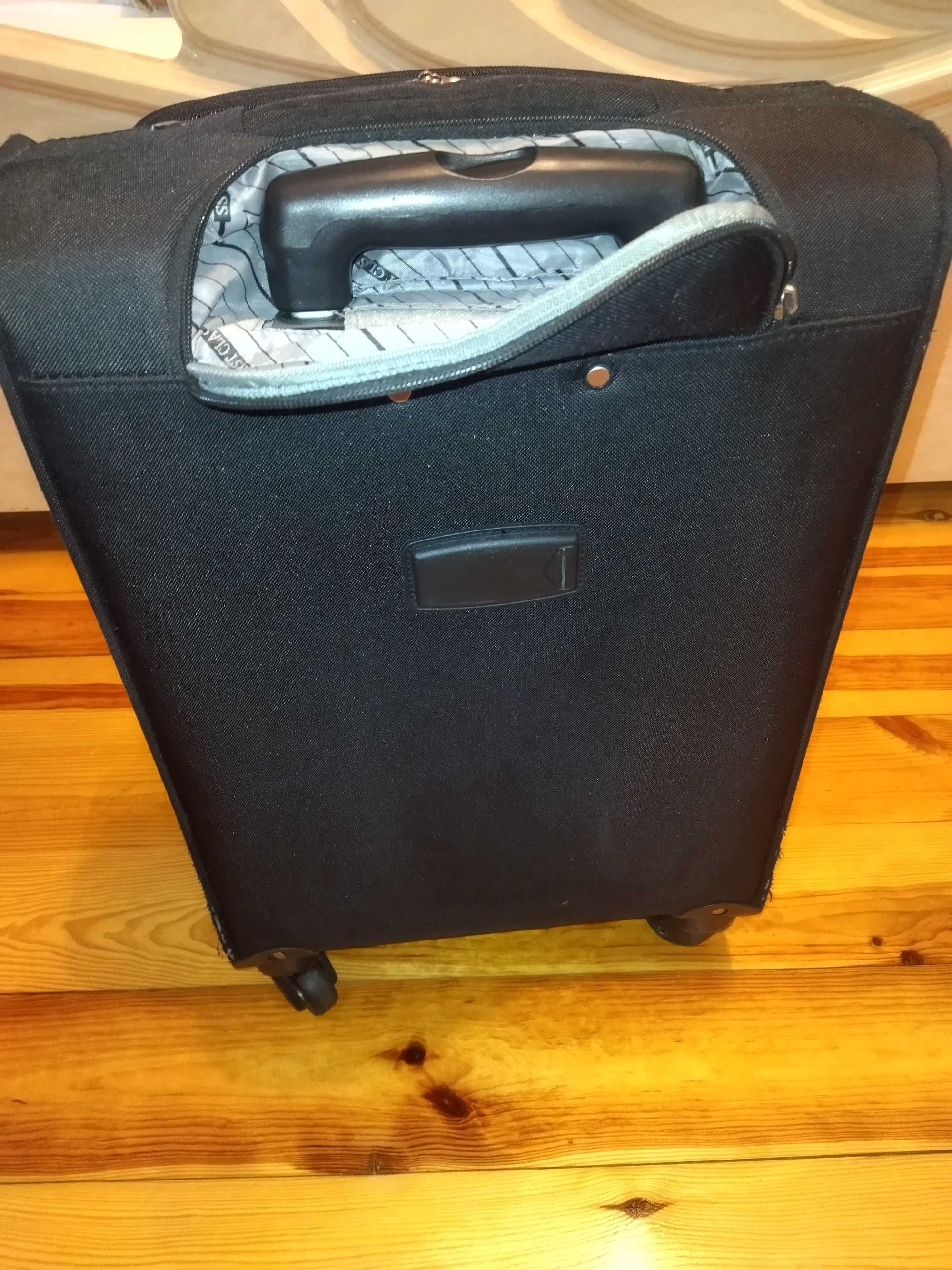Валіза сумка на колесах first class ручна кладь