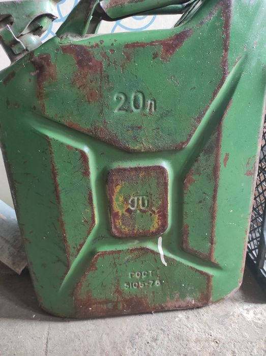 Продам канистру хорошую