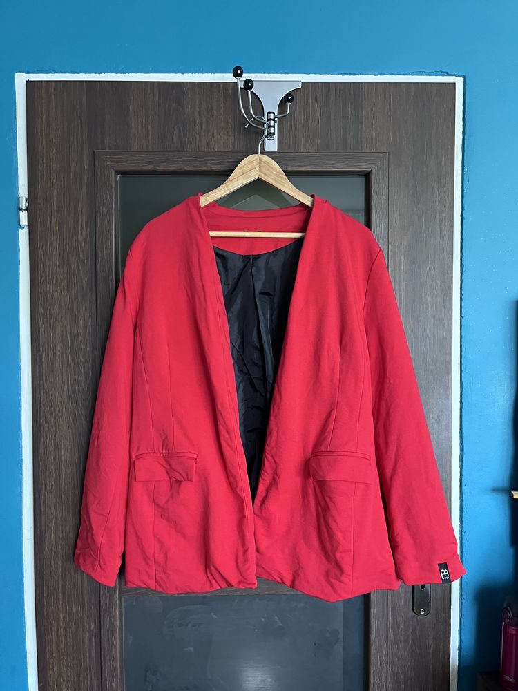Czerwona dłuższa marynarka damska BeWear r.Xl,