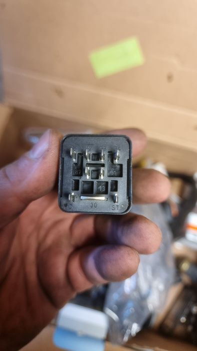 Relé velas incandescência audi a6 4f