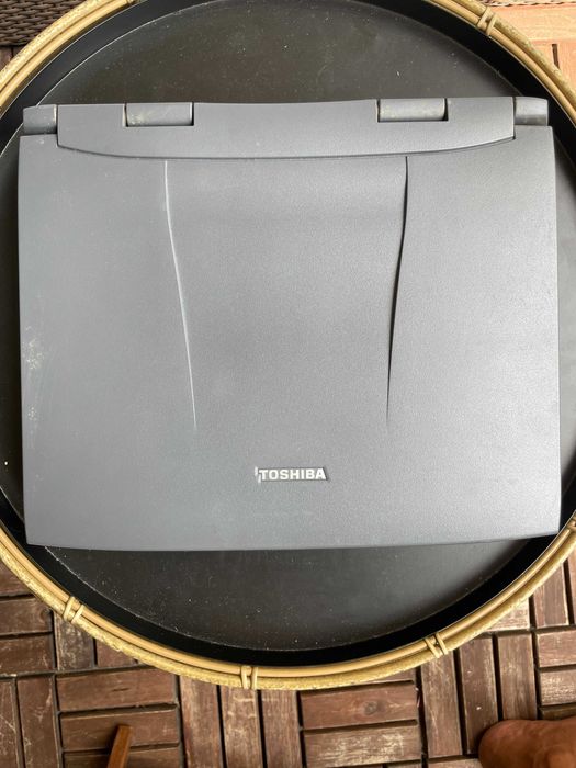 PORTÁTIL VINTAGE TOSHIBA Satelite Pro 4200 - Win98 LAPTOP Peças/Decor.