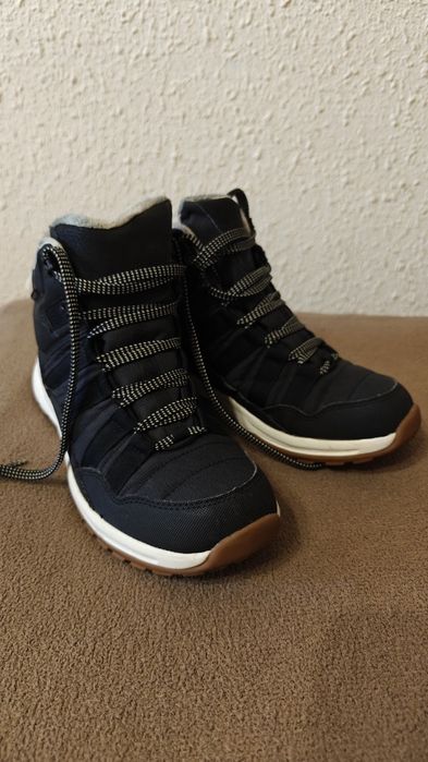 Продам черевики для зимові, водонепроникні, розмір 38