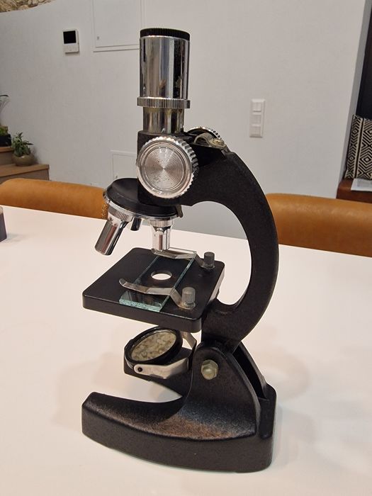 Microscópio Dia Scope Japão antigo