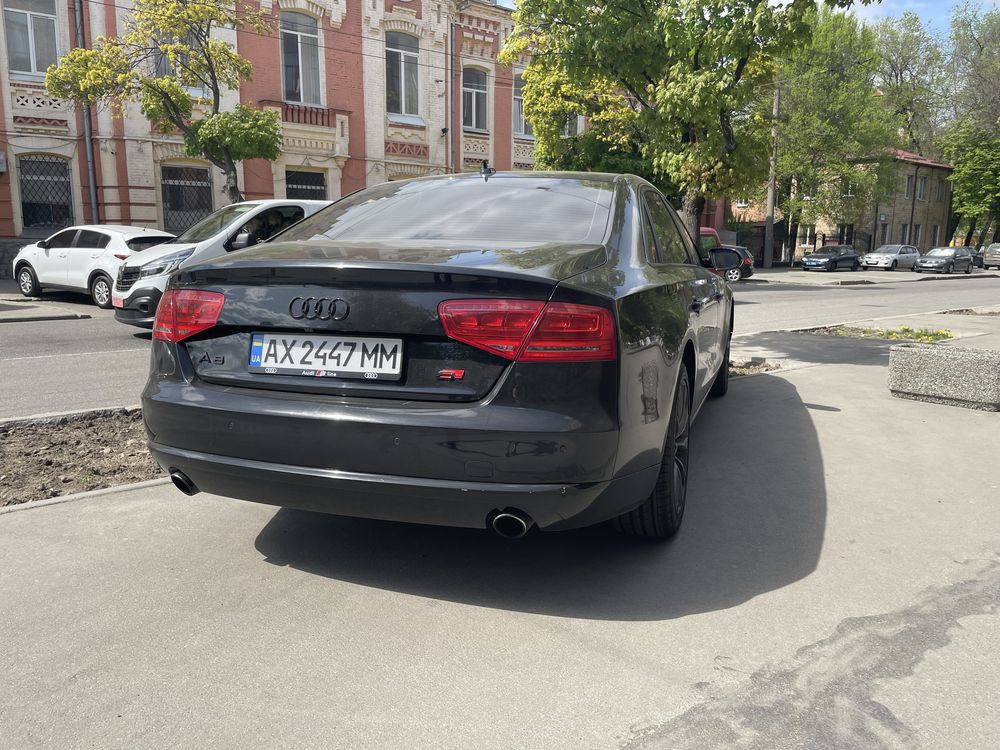 Продам Audi a8 lonr