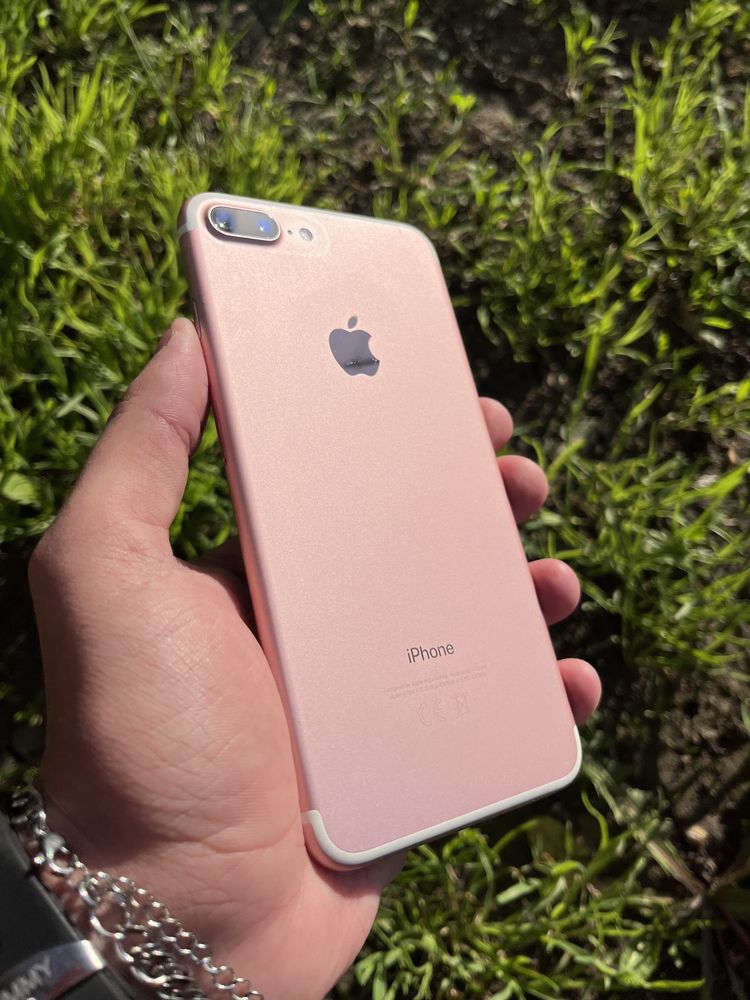 Продам iPhone 7 Plus