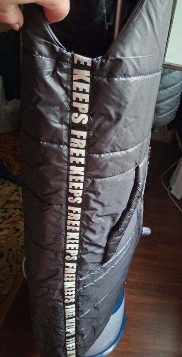 Жилетка жіноча в гарному стані