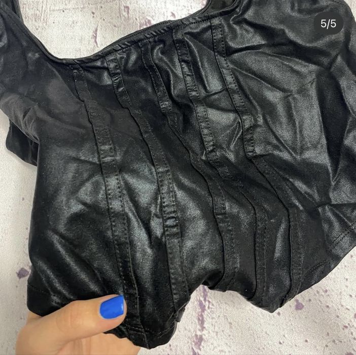 Топ кожаний жіночий