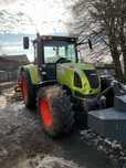 Трактор Claas Arion 640