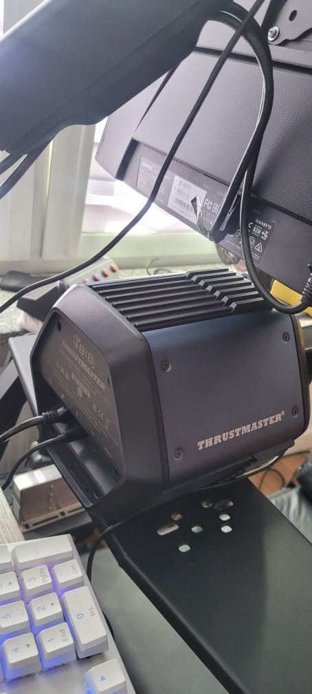 Zestaw Thrustmaster T818 Simruito F-GT Simmasters Oculus