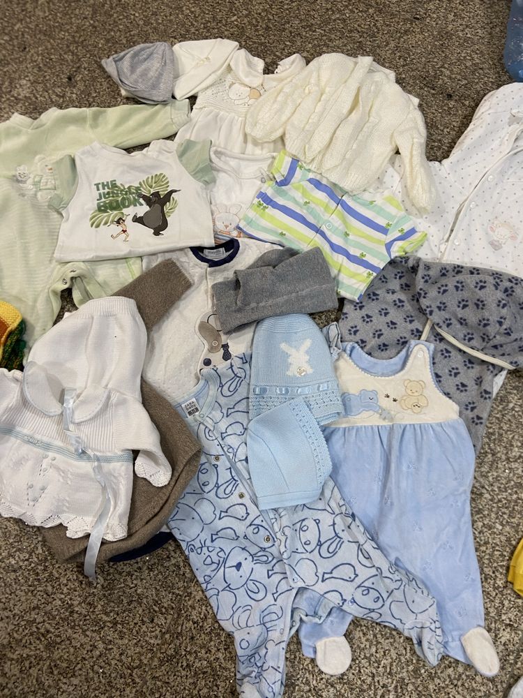 Lote de 21 peças variado para bebe