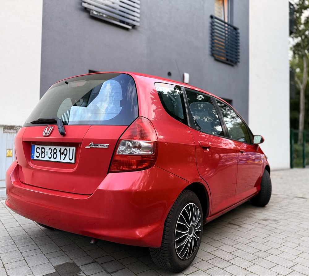 Honda Jazz 1.3 Benzyna 78KM. 2006r. Klimatyzacja Niski przebieg 140tys