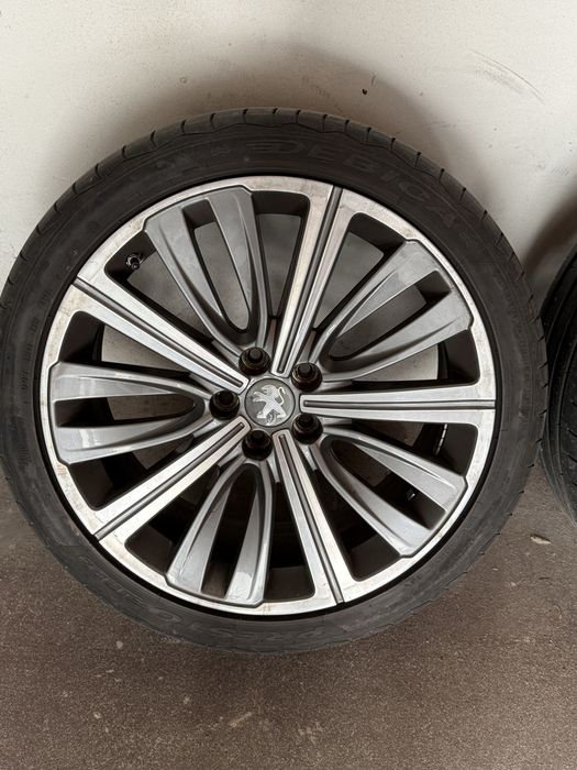 Peugeot felgi 19 z oponami letnimi