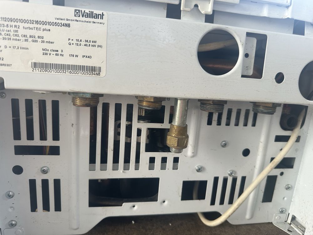 Котел Vaillant turbo TEC plus 362/3-5 R2 36Квт