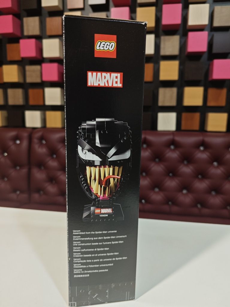Конструктор LEGO Marvel 76187 Веном (565 Деталей)