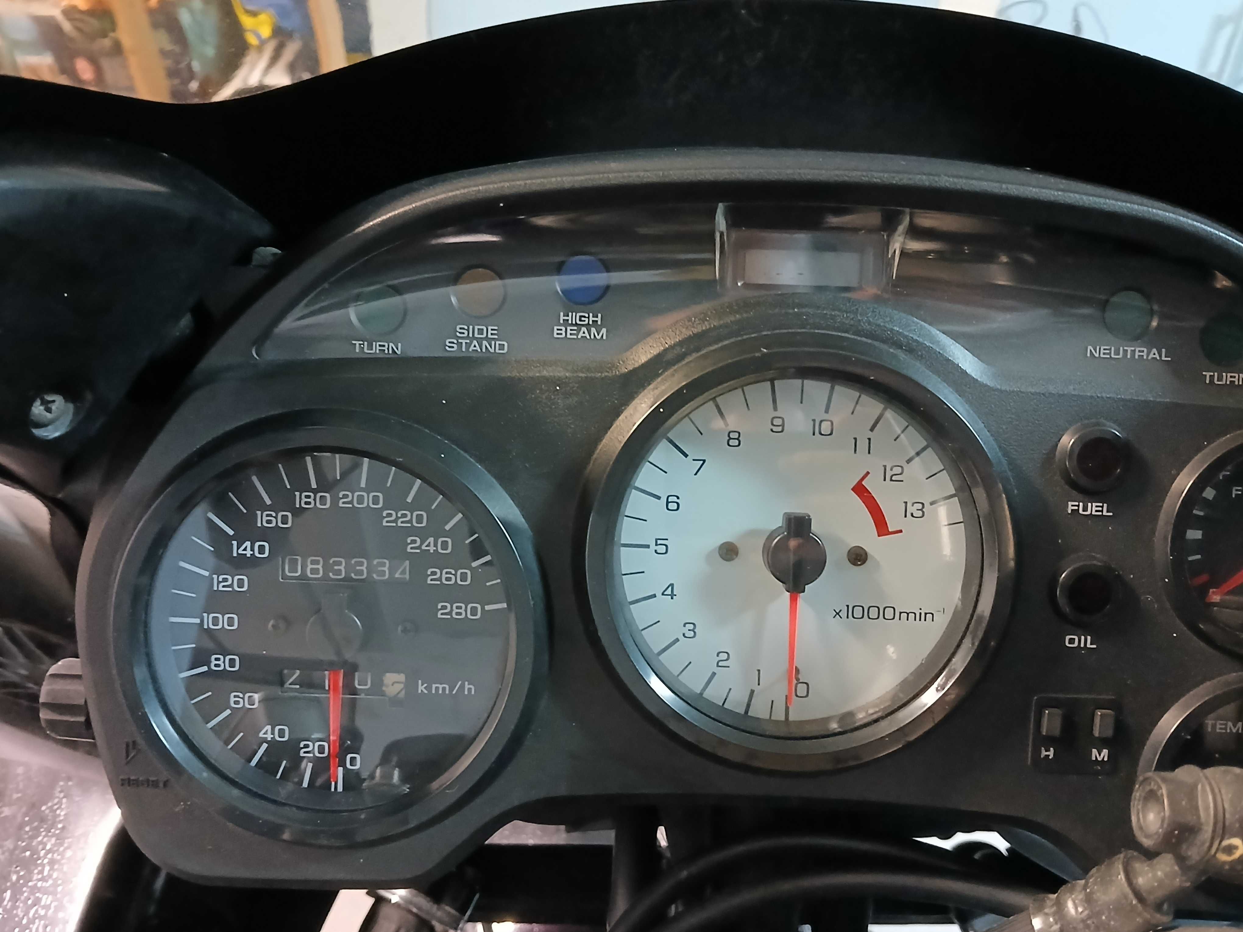 HONDA VFR750 Ano 1994 com Kit de 3 malas de viagem