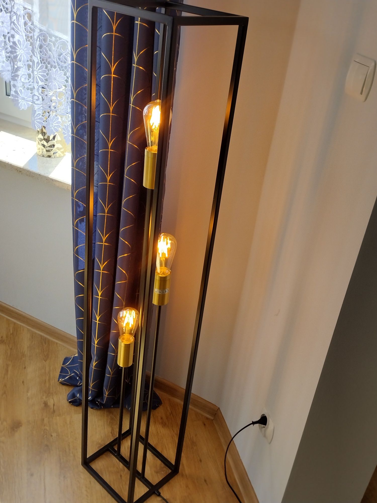 Lampa stojąca Loft