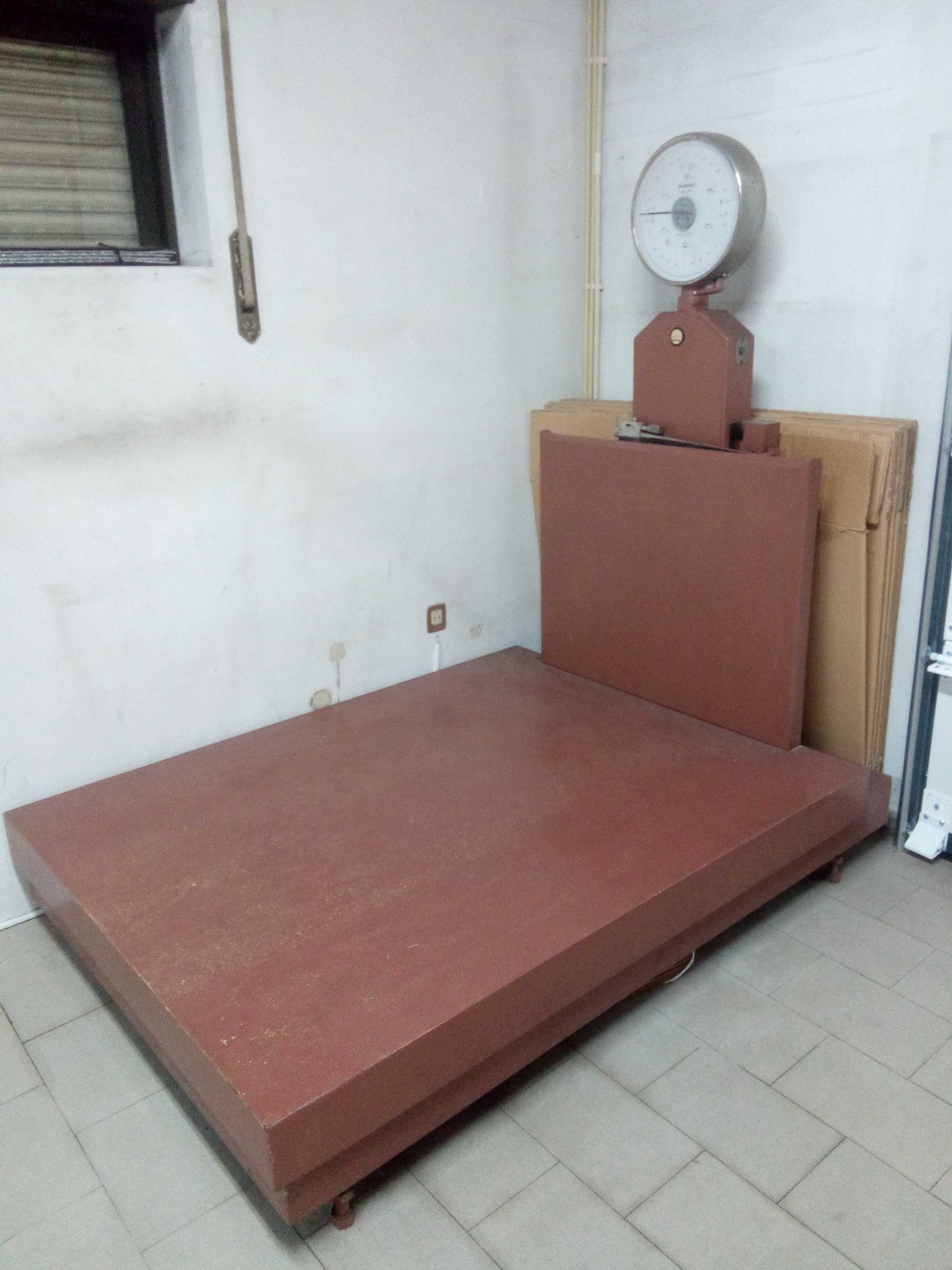 Balança analógica de precisão Simão Vaz - 1500 kgs