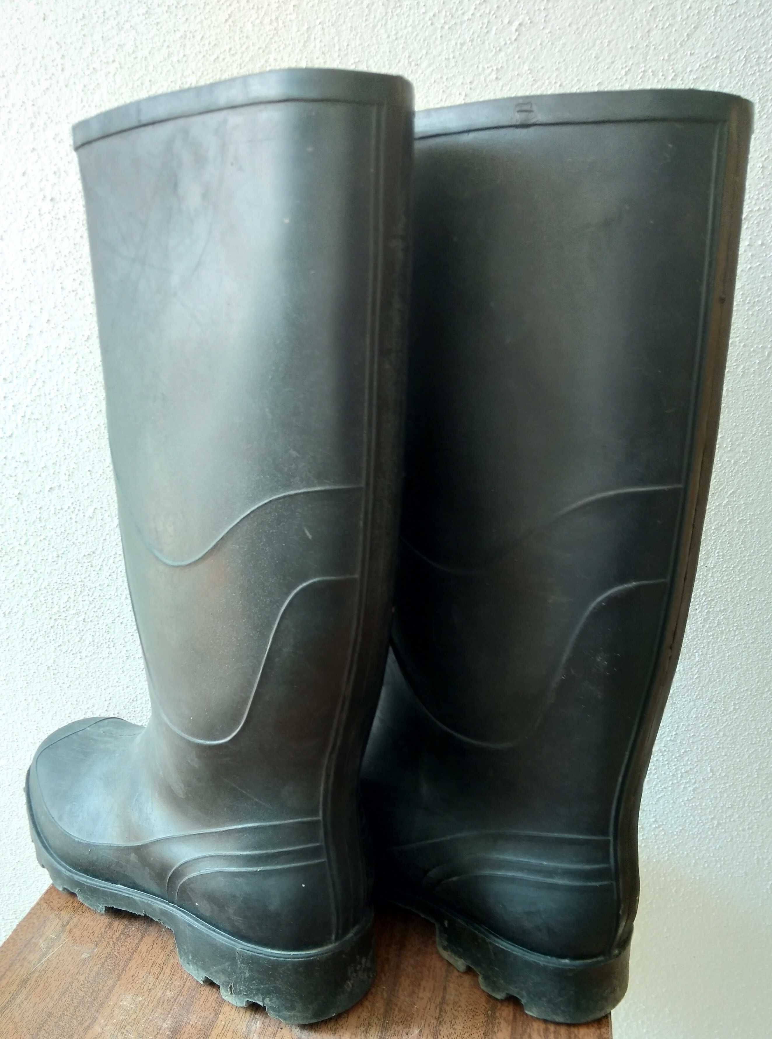 Botas de borracha tamanho 42, galocha