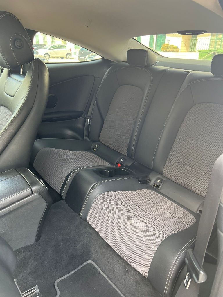 Mercedez c220 coupe
