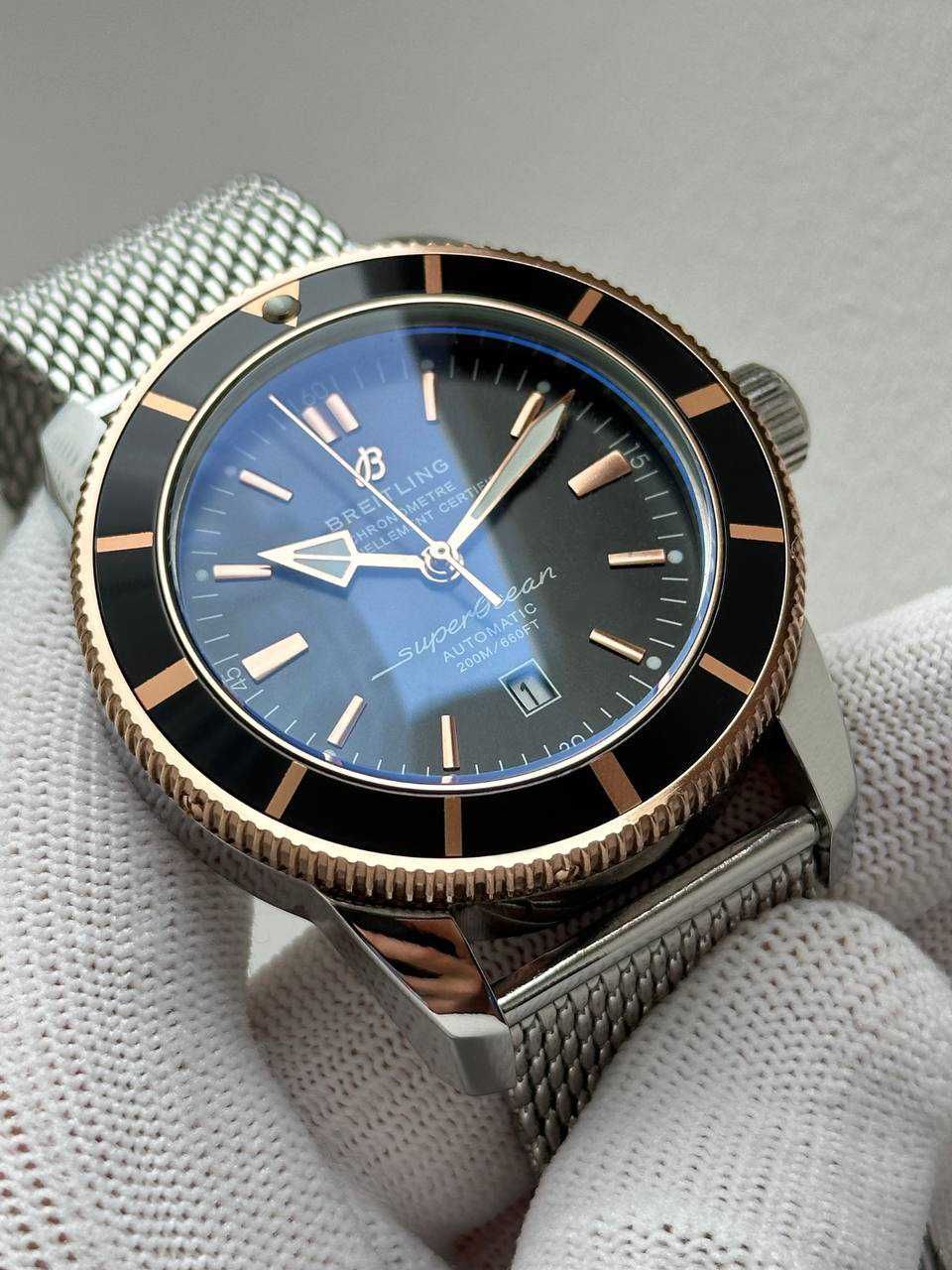 Breitling Superocean Heritage B20 Gold-Black