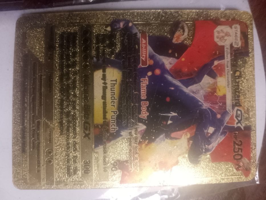Karta Pokémon Charizard GX – kolekcjonerska, złota edycja