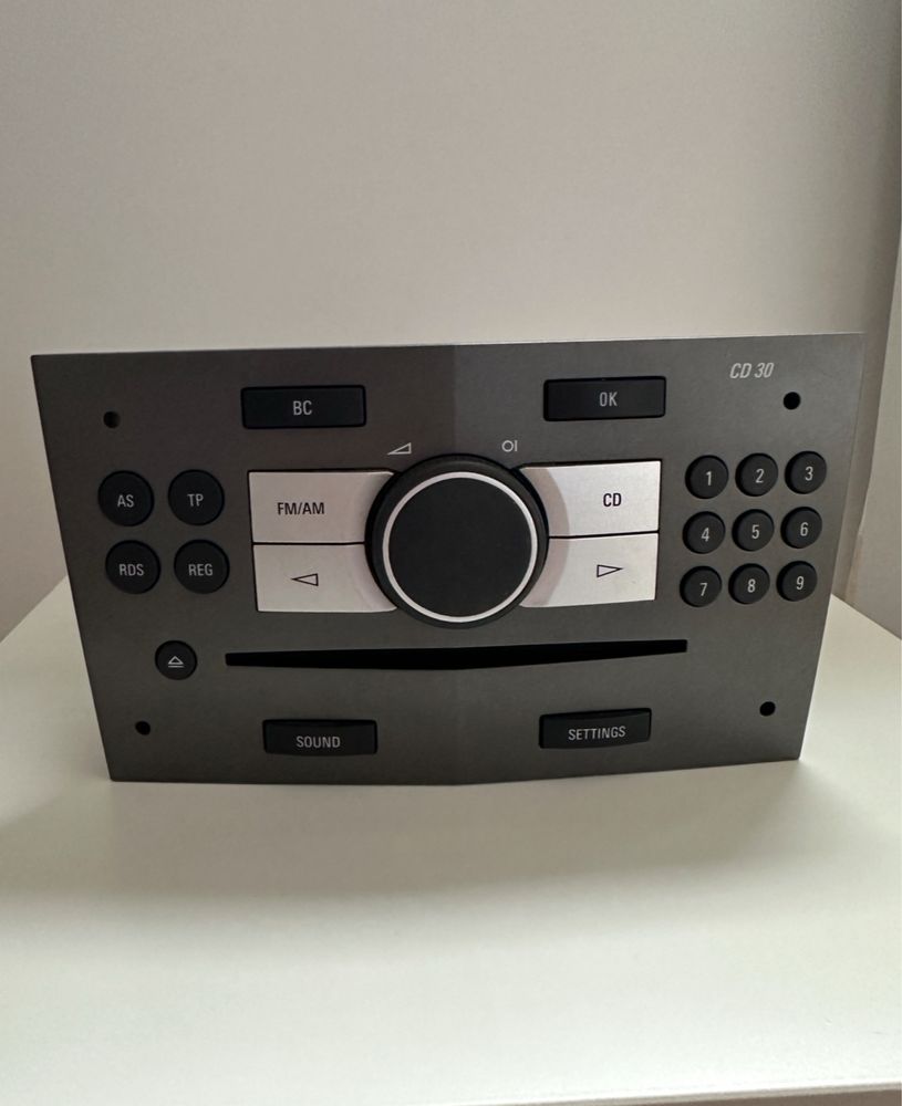 Fabryczne RADIO CD30  Opel