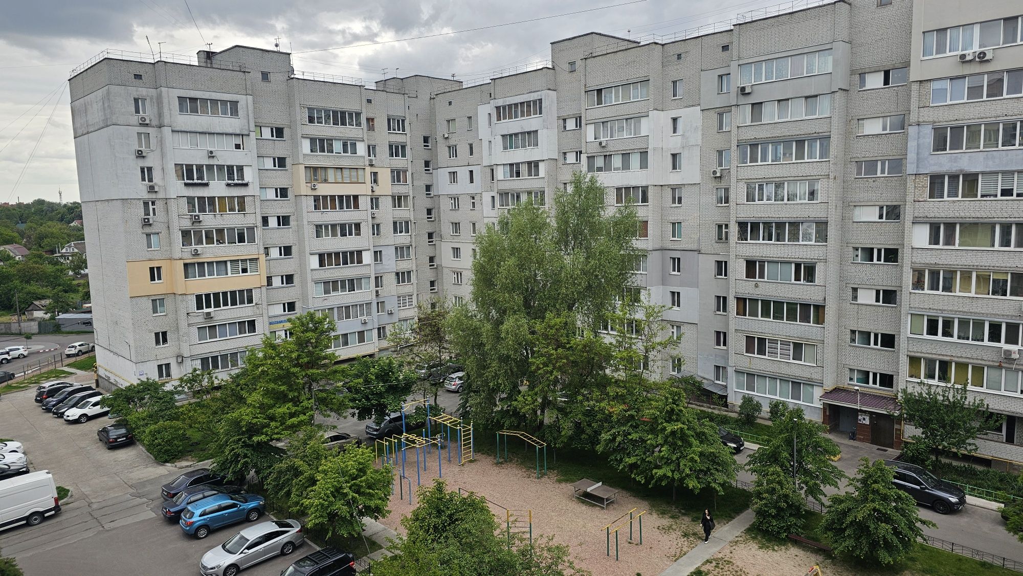 3 кімн. квартира вул.ГОЛОВАТОГО початок