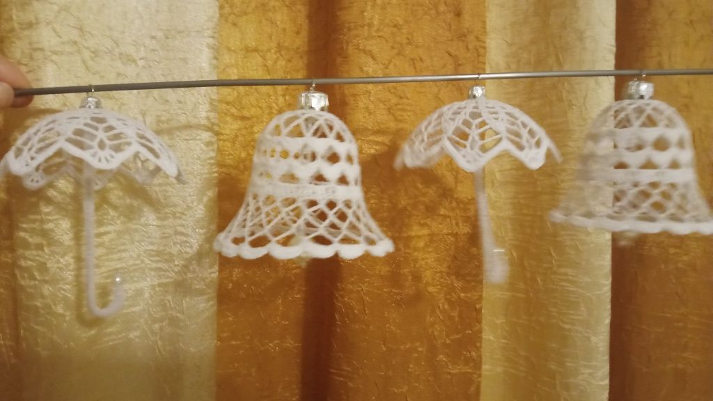 Dzwonki handmade 10 sztuk i 3 bombki