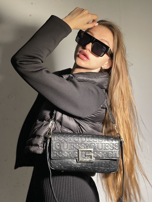 Коротка куртка Zara, чорний пуфер