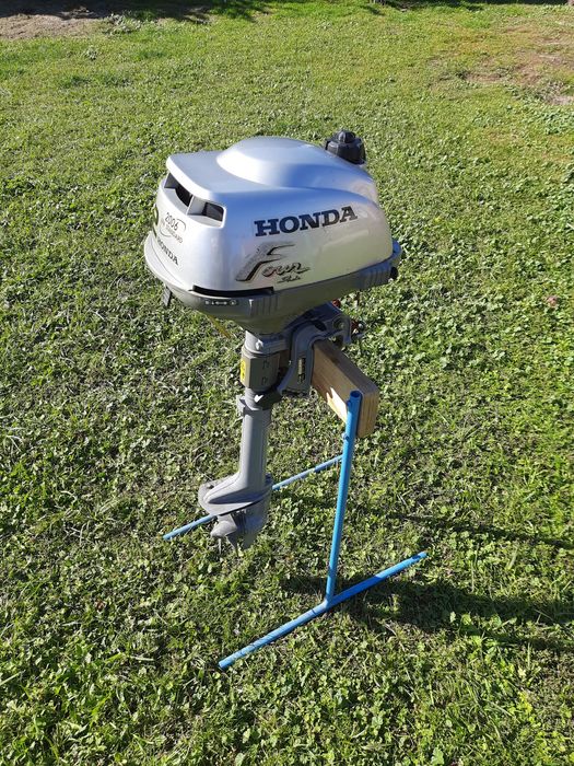 Silnik zaburtowy HONDA BF2AD 2 KM 4 suwowy