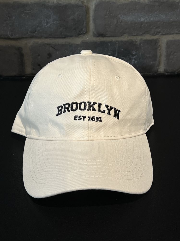 Nowa beżowa czapka z daszkiem Brooklyn unisex