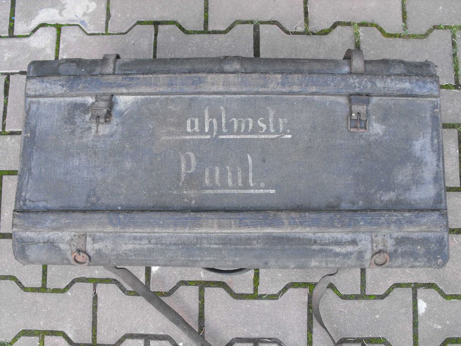 Stary KUFER antyk skrzynia Niemcy XIX/XX w. skóra okucia