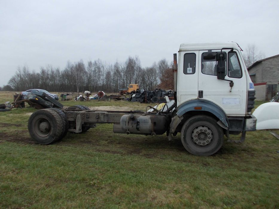 mercedes 1824 sk 1835 sk chłodnica behr 2324 i 1922 i 2653