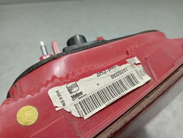 Farolim da mala direito SEAT Exeo (3R2)