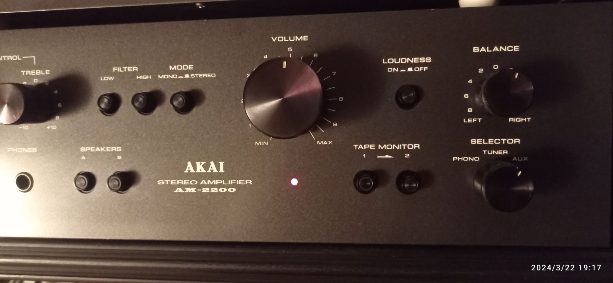 AKAI wzmacniacz i tuner AM 2200 i AT 2200 vintage