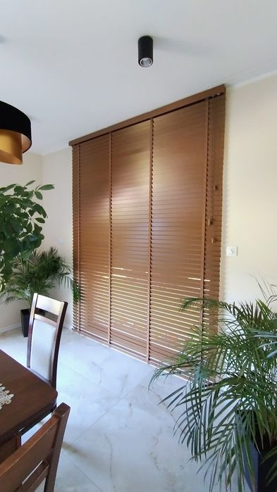 Plisy, rolety rzymskie, żaluzje drewniane aluminiowe, rolety w kasecie