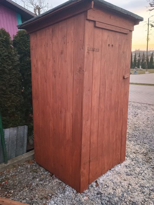 Toaleta połowa WC