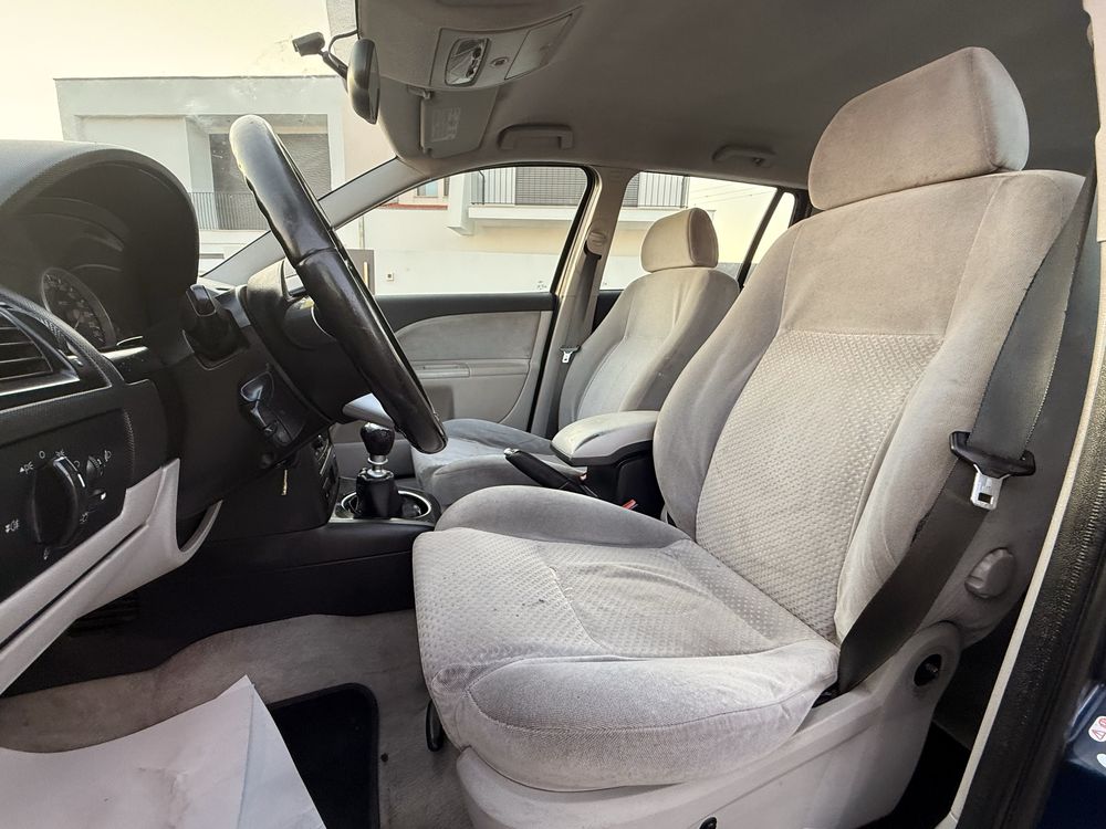 FORD MONDEO 1.8 i