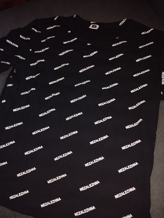 Жіноча футболка  / Женская футболка