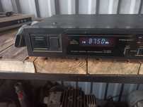 Tuner pioneer wlacza się