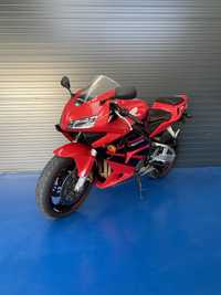 Honda CBR 600RR - PC37