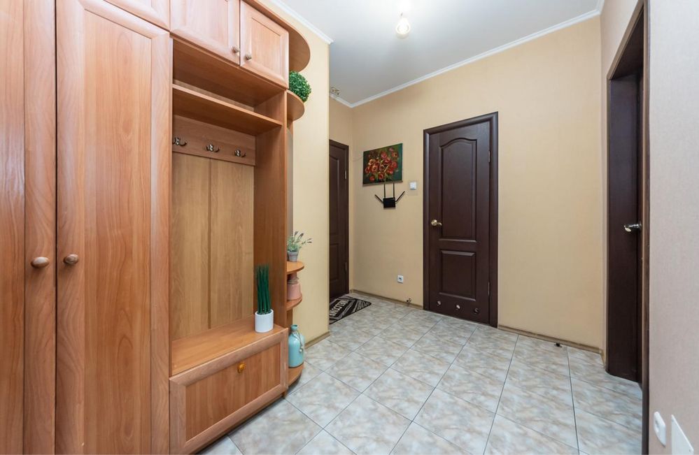 Подобово.Квартира люкс.  Ахматова.  Новобуд.Позняки.Осокорки.River Mall