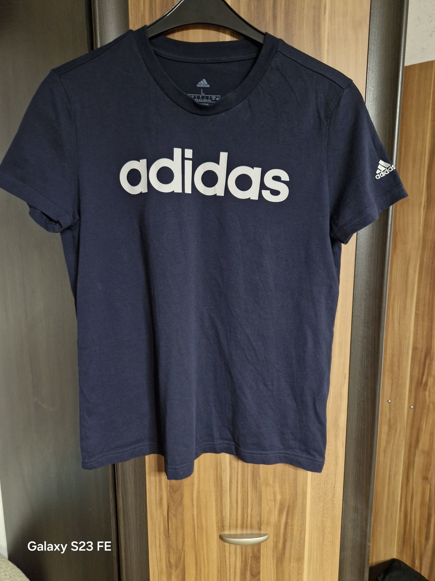 Koszulka damska Adidas rozmiar L stan idealny