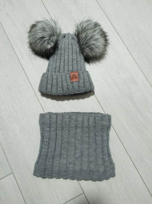 Komplet zimowy czapka i komin, szalik
