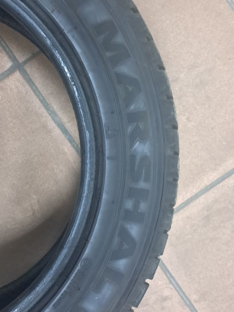 Продам зимнюю резину R205/55/16