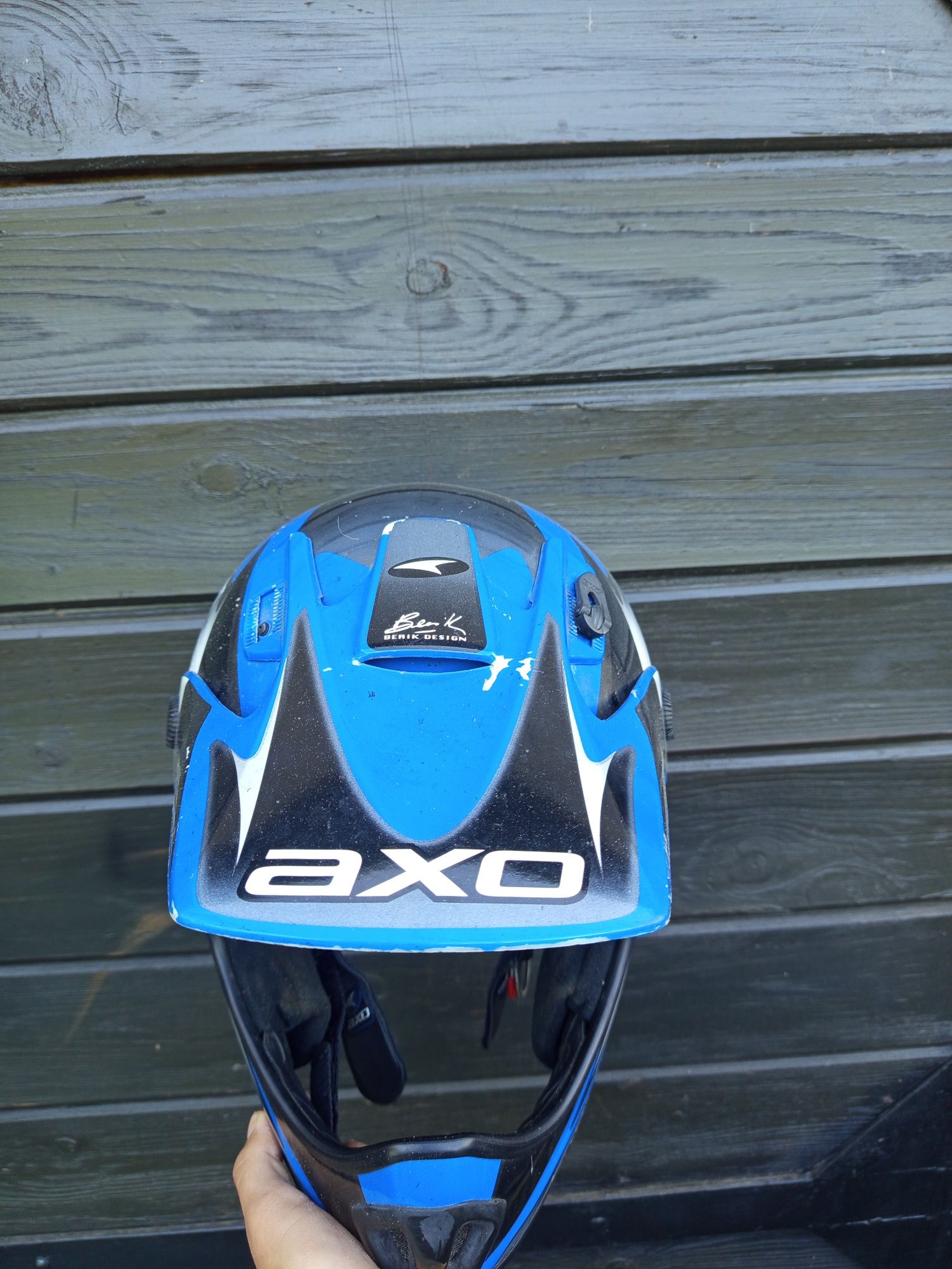 Kask na crossa AXO